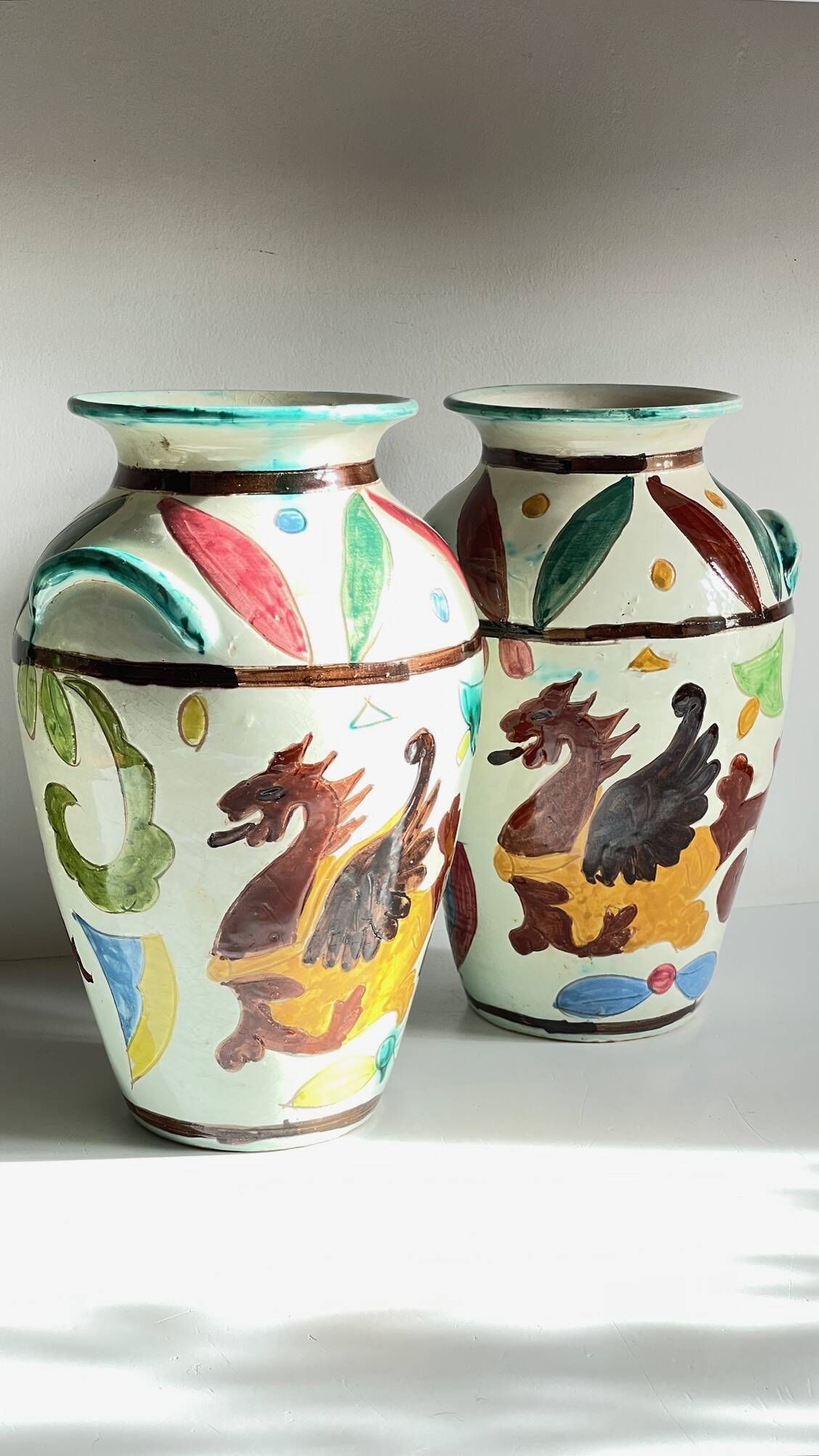 Vases vintage italy motif dragon