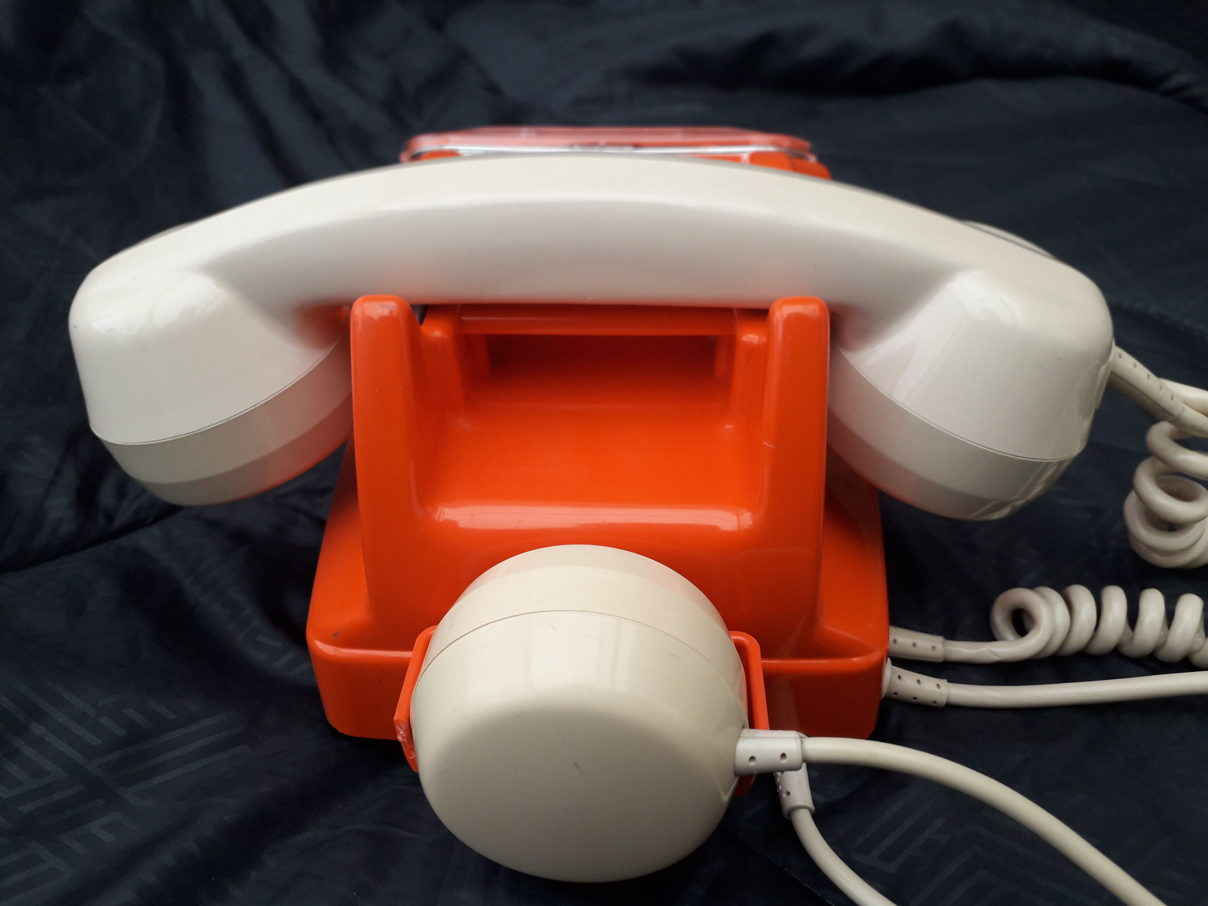 Vintage orange phone S63 Socotel keyboard