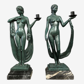 Paire de lampes style Art Nouveau en bronze à patine verte signées Preiss