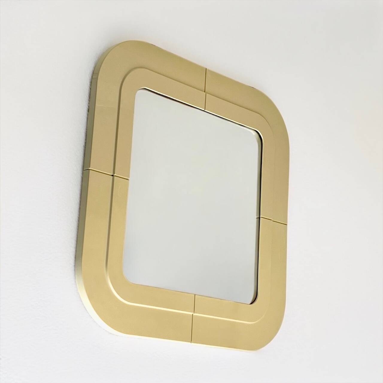 Vintage Kartell mirror designed by Anna Castelli in the 1960s.