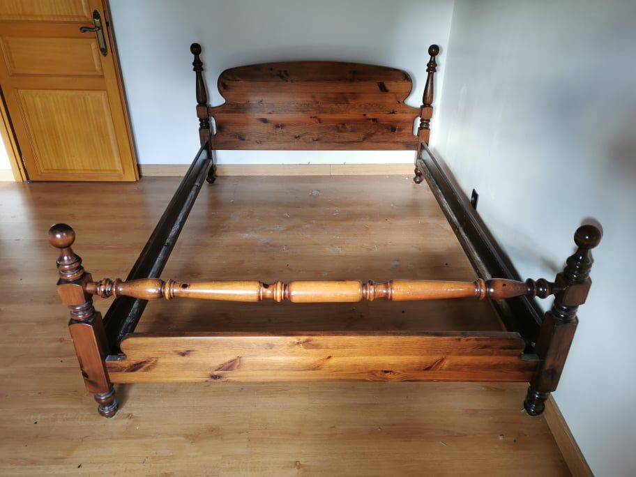 Bed frame 140 x 190
