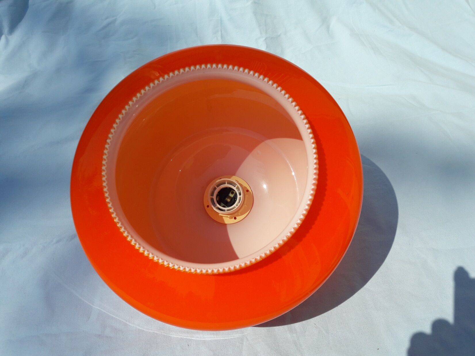 Orange opaline suspension
