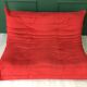 Togo rouge par Michel Ducaroy pour Ligne Roset