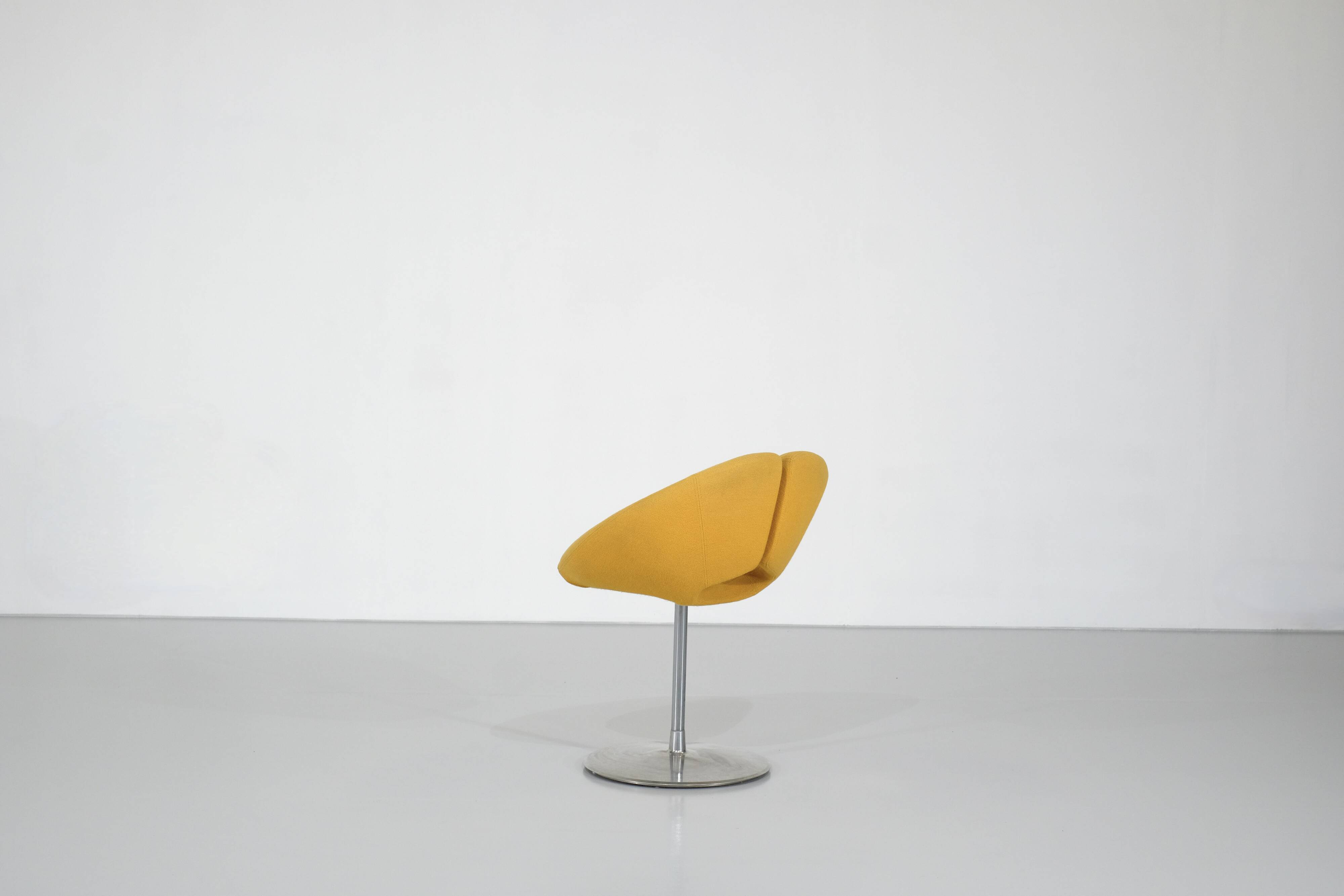 Chaise " Little Apollo" par Patrick Norguet  pour Artifort