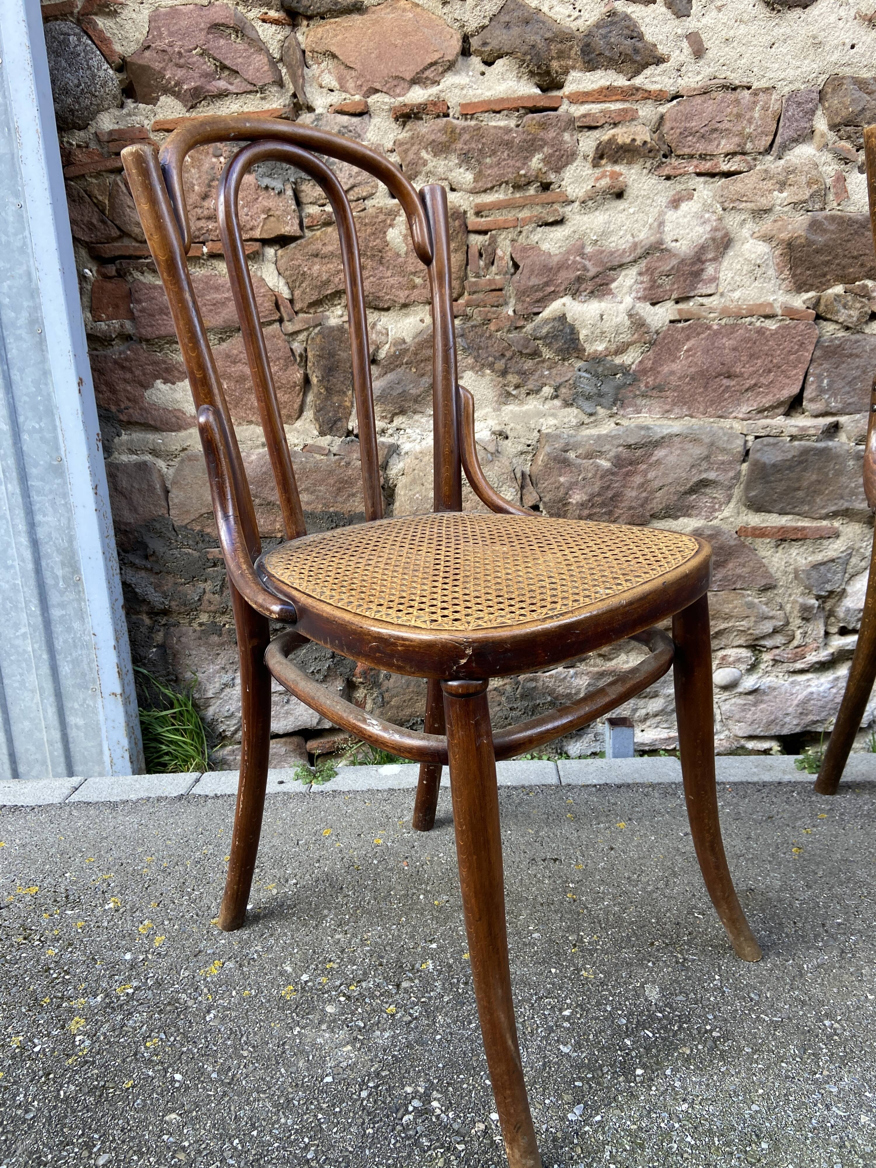 Set of 10 Thonet Fischel restaurant bistro chairs mismatch b