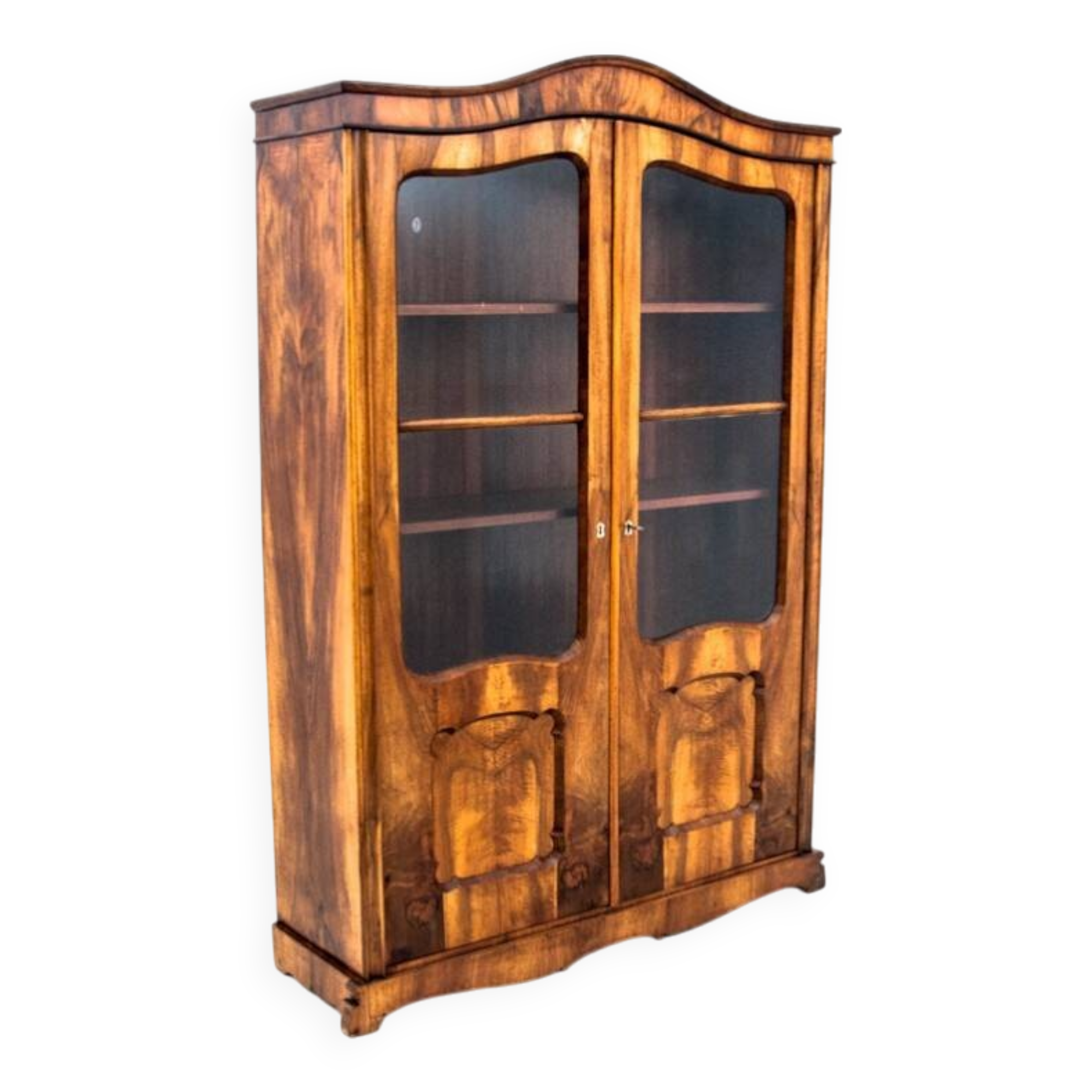 Library - antique display case, Northern Europe, around 1890.
