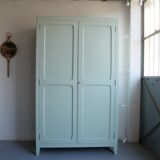 Armoire parisienne