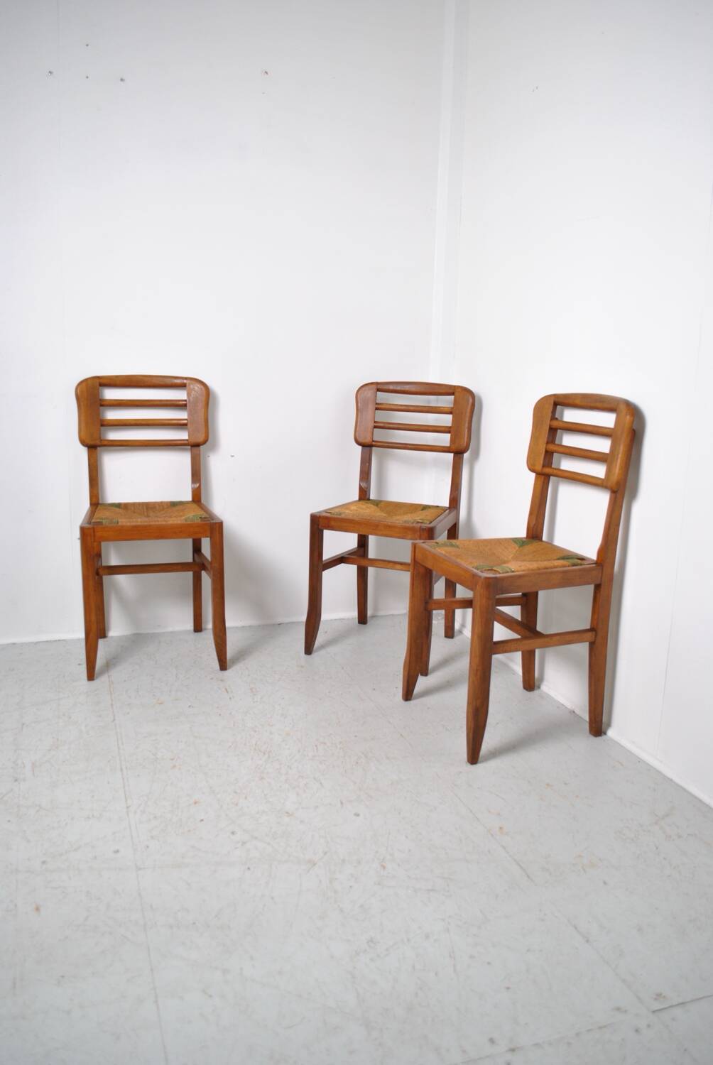 3 chaises style Pierre Cruege 1950