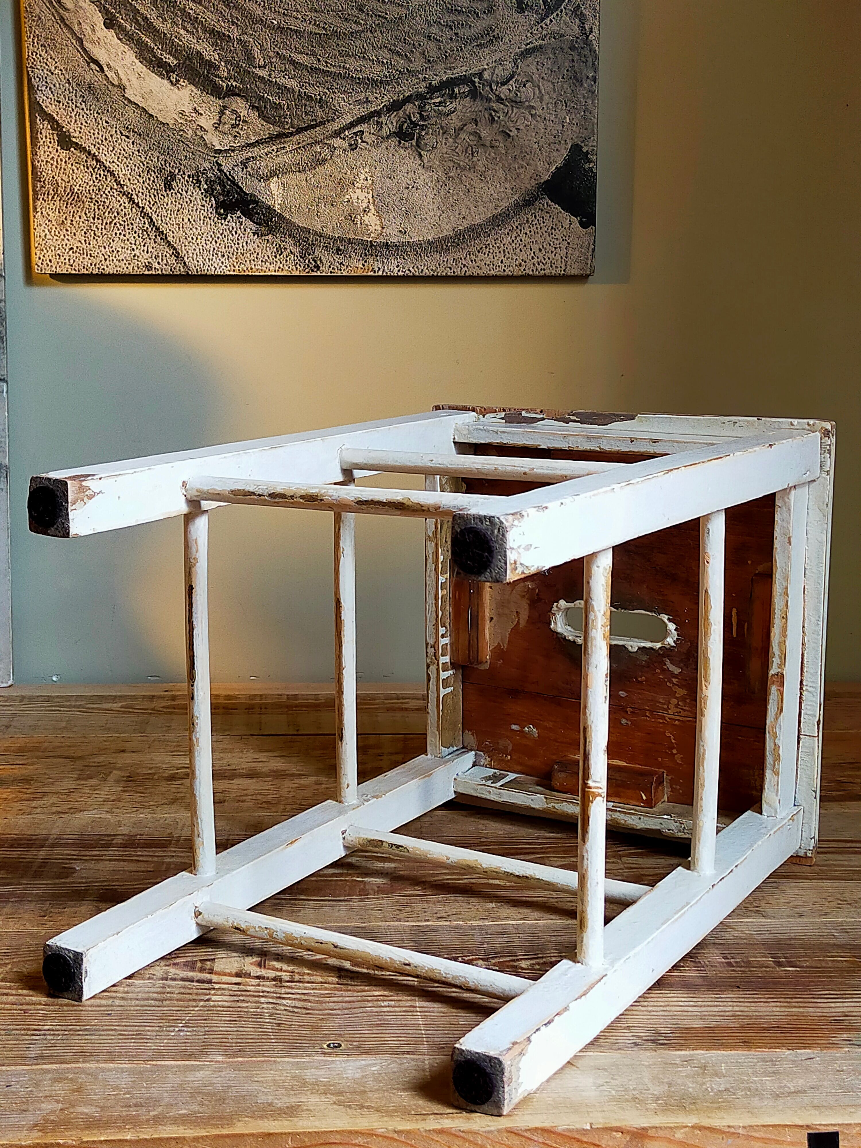 Workshop stool in vintage patinated solid wood