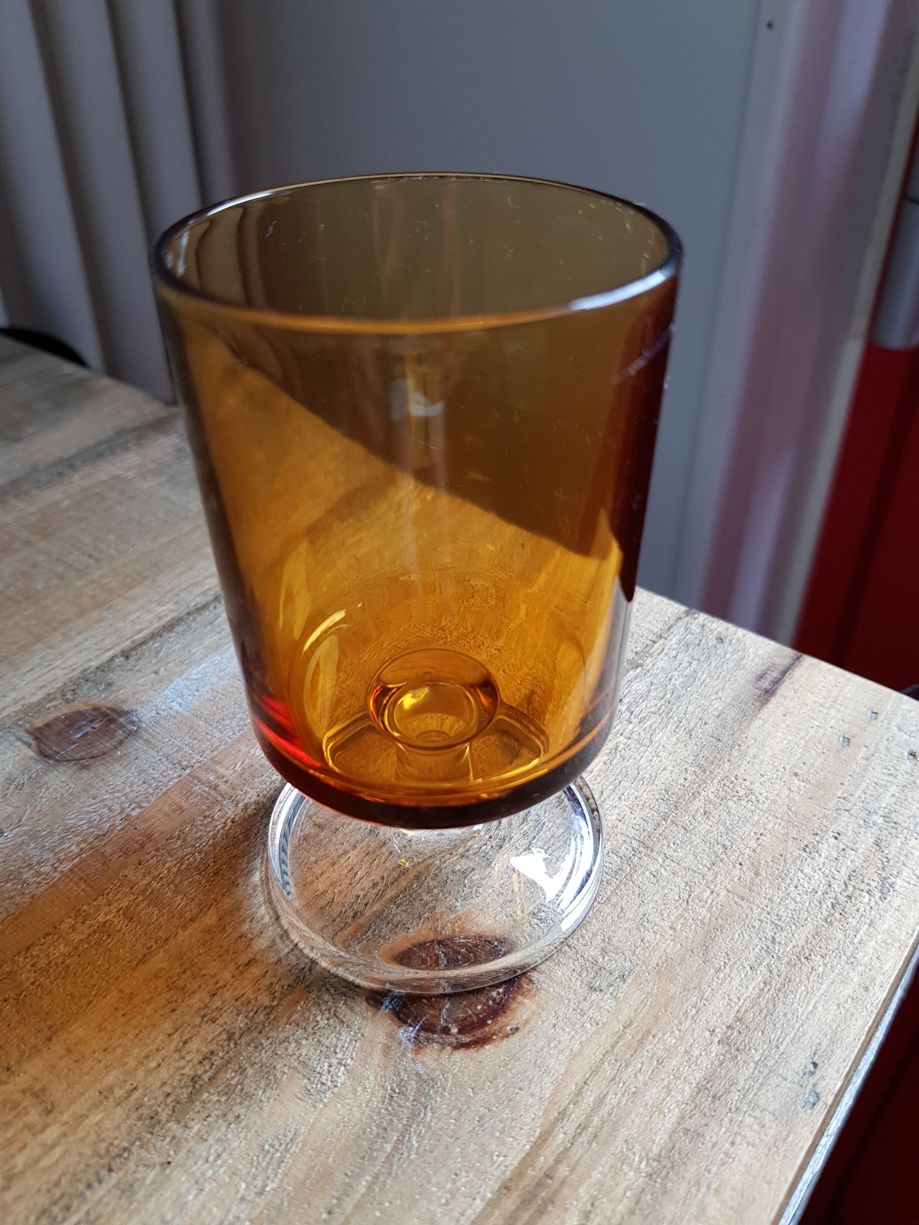 Set of 6 vintage brown foot glasses