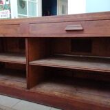 Professional furniture counter