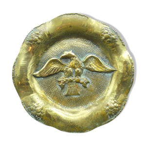 Assiette en bronze décorée d'un