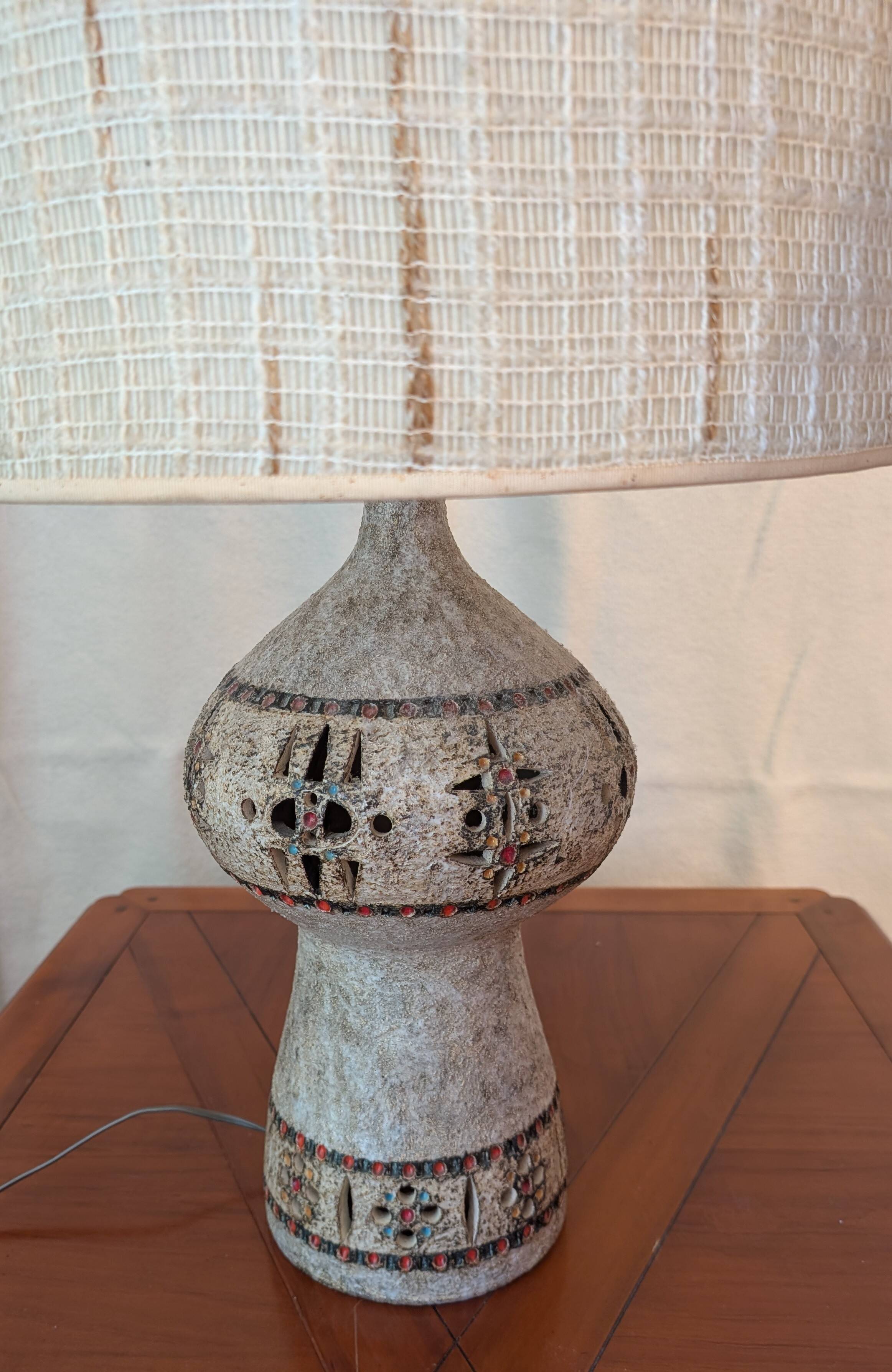 Ceramic lamp by Raphaël Giurasso