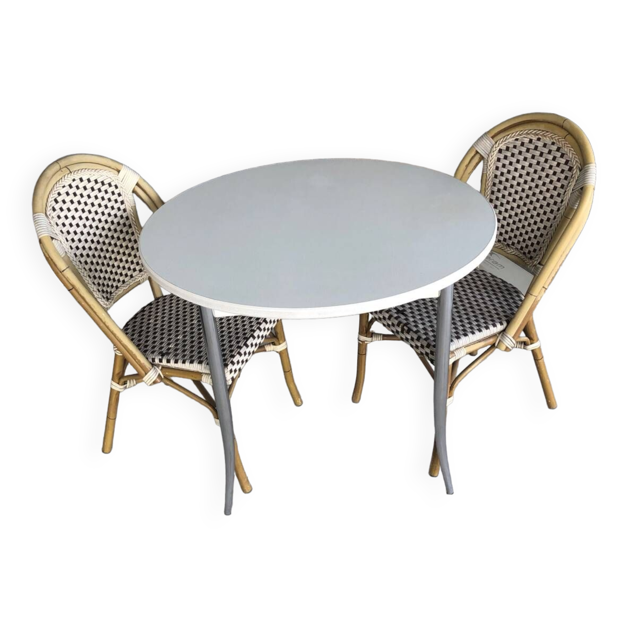 Vintage round table and 2 bistro chairs