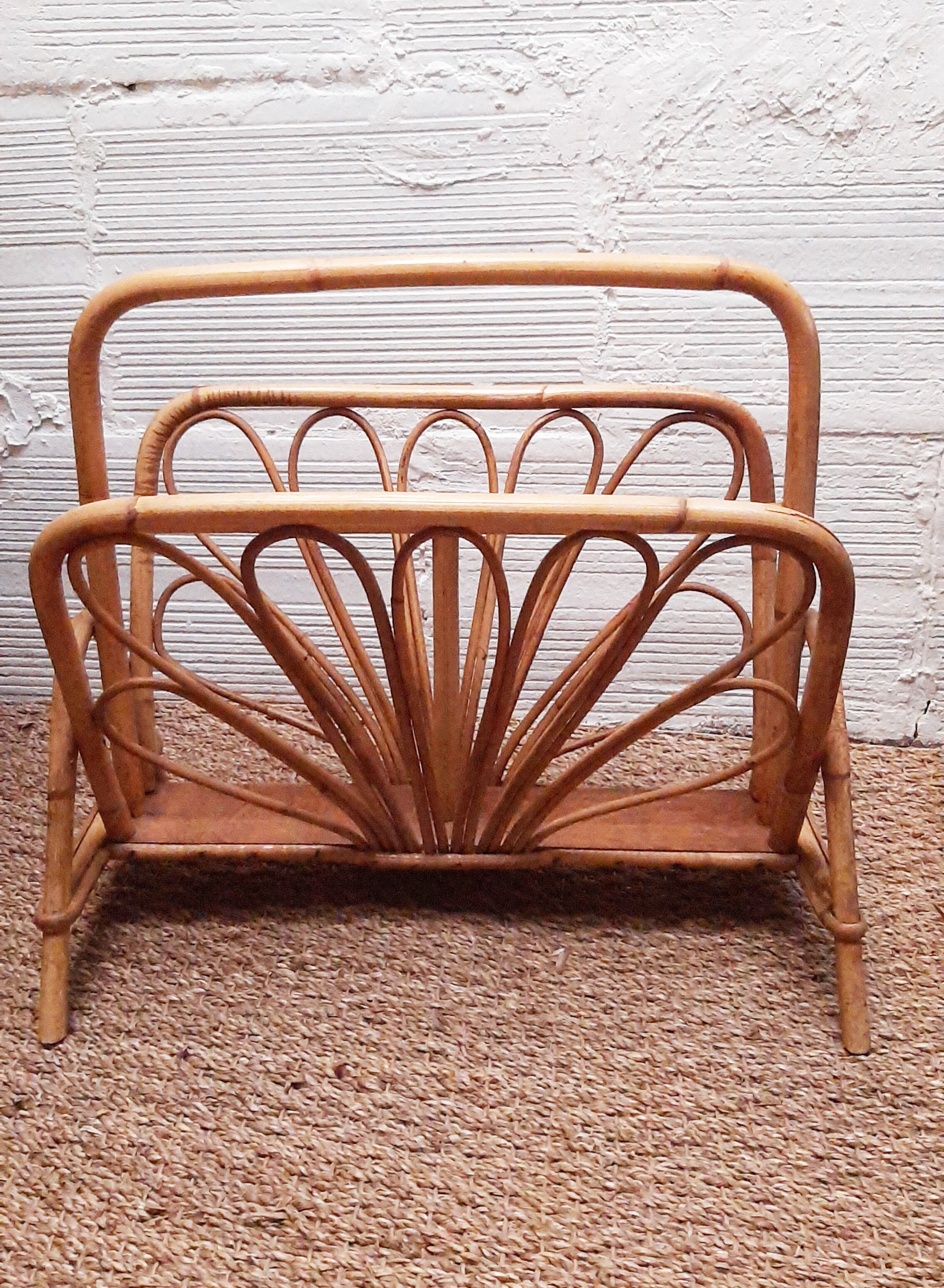 Porte-revue rotin vintage année 60 70