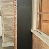 Trade cabinet with flaps