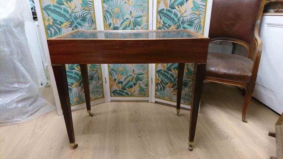 Man hairdresser Louis XVI in mahogany veneer 19th