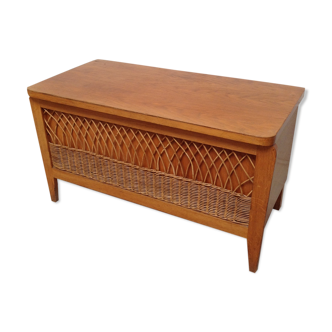 Banc coffre en bois et rotin vintage