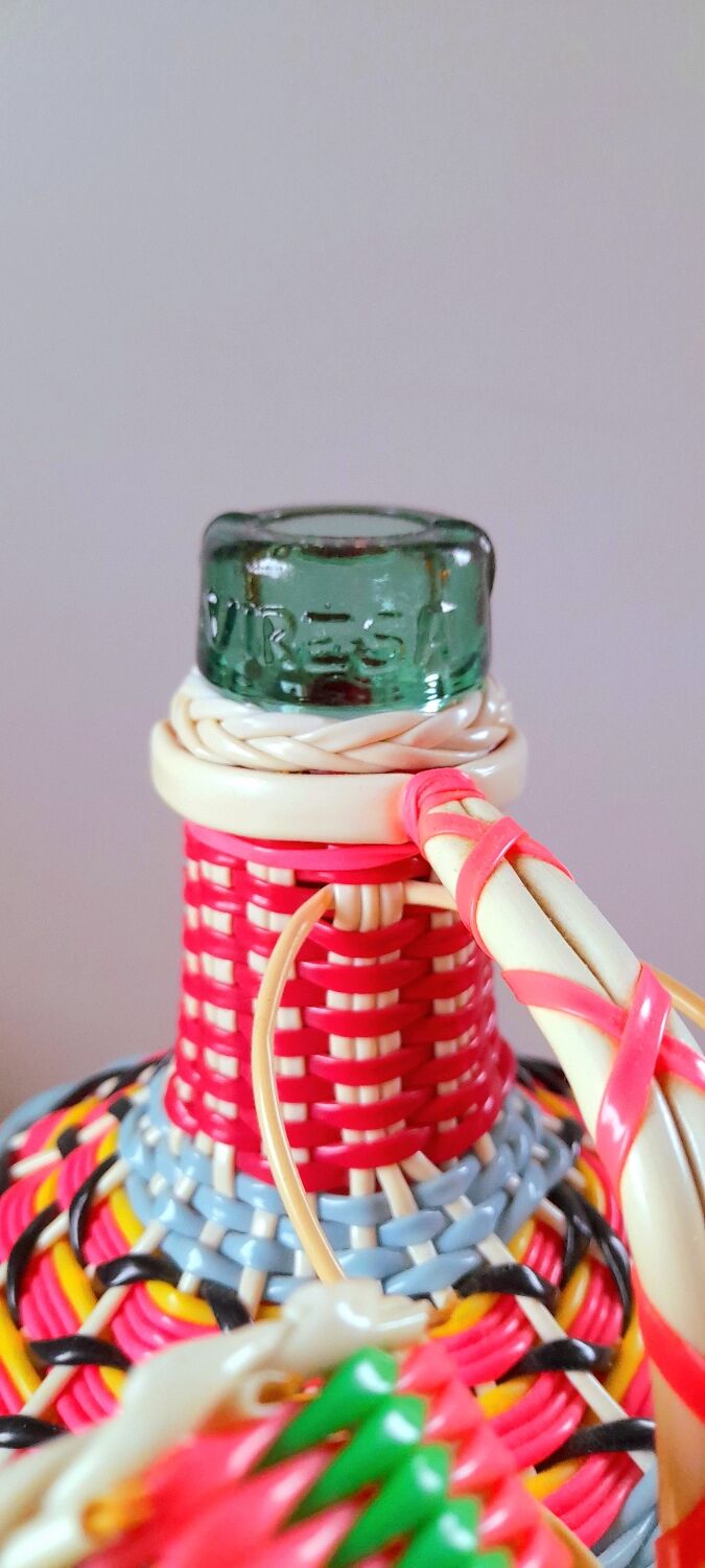 Scoubidou viresa 60s bottle