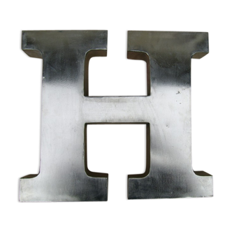 Lettre métal "H" déco