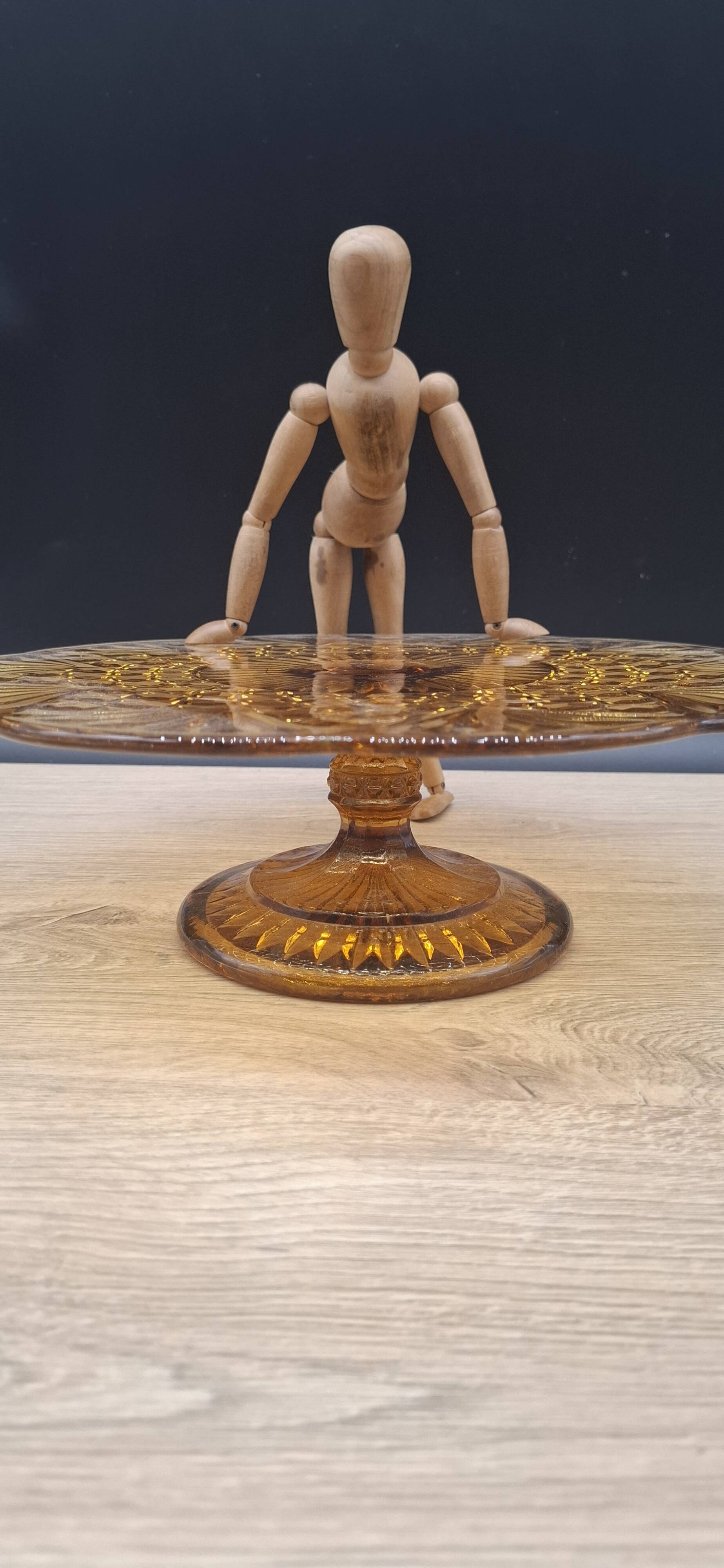 Amber tart cake dish Manage 03