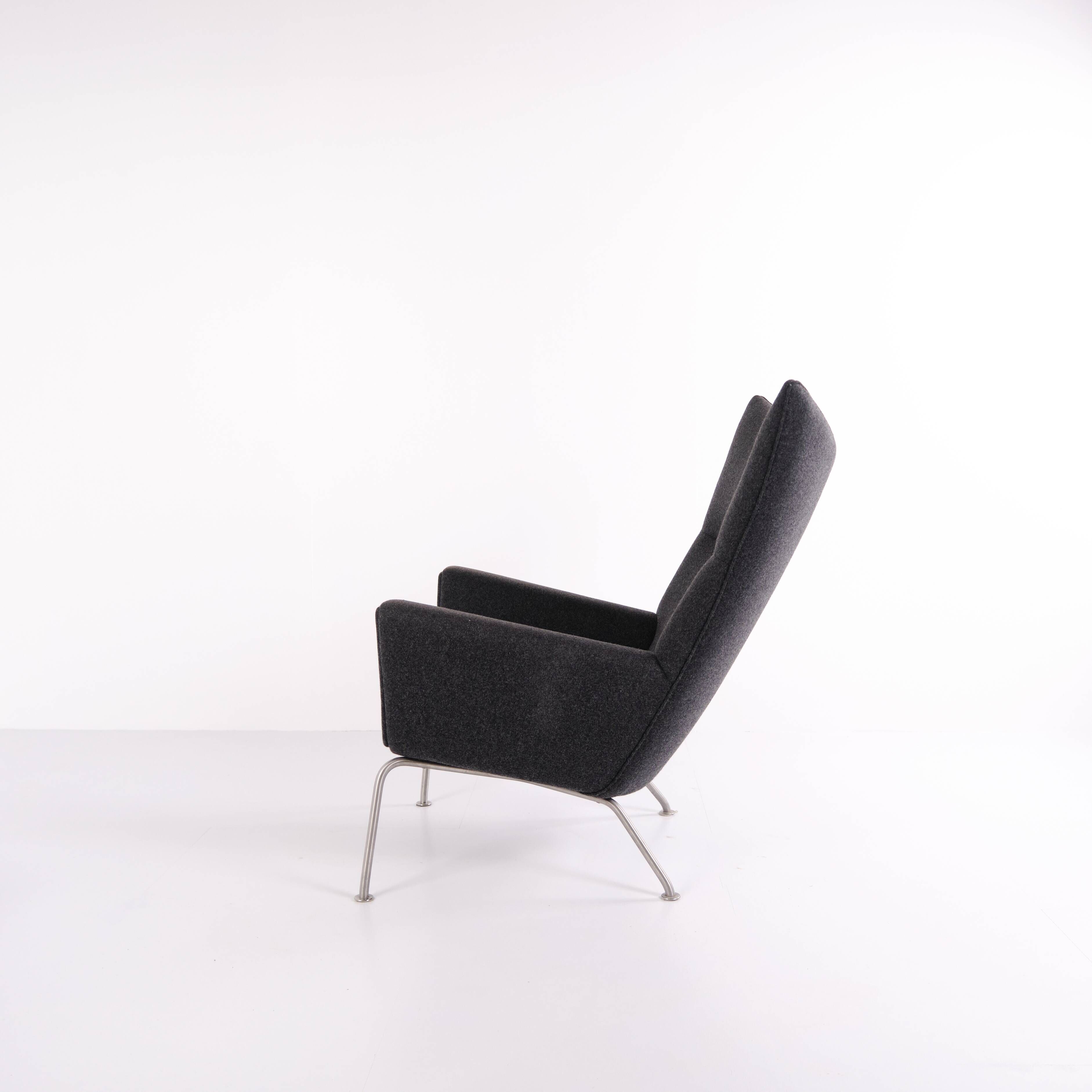 Wingchair – Hans J. Wegner – Model CH445 – Carl Hansen & Søn – Grey Hallingdal – With Footstool