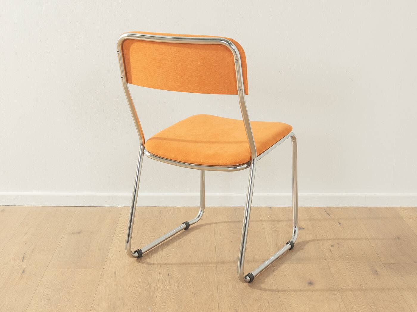 Classic chairs from the 1970s, set of 4, orange, chrome frame