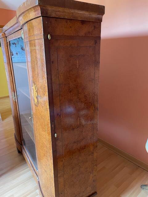 Vitrine de style Biedermeier ou Louis-Philippe,