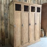 Ancien vestiaire d’atelier (rénové)