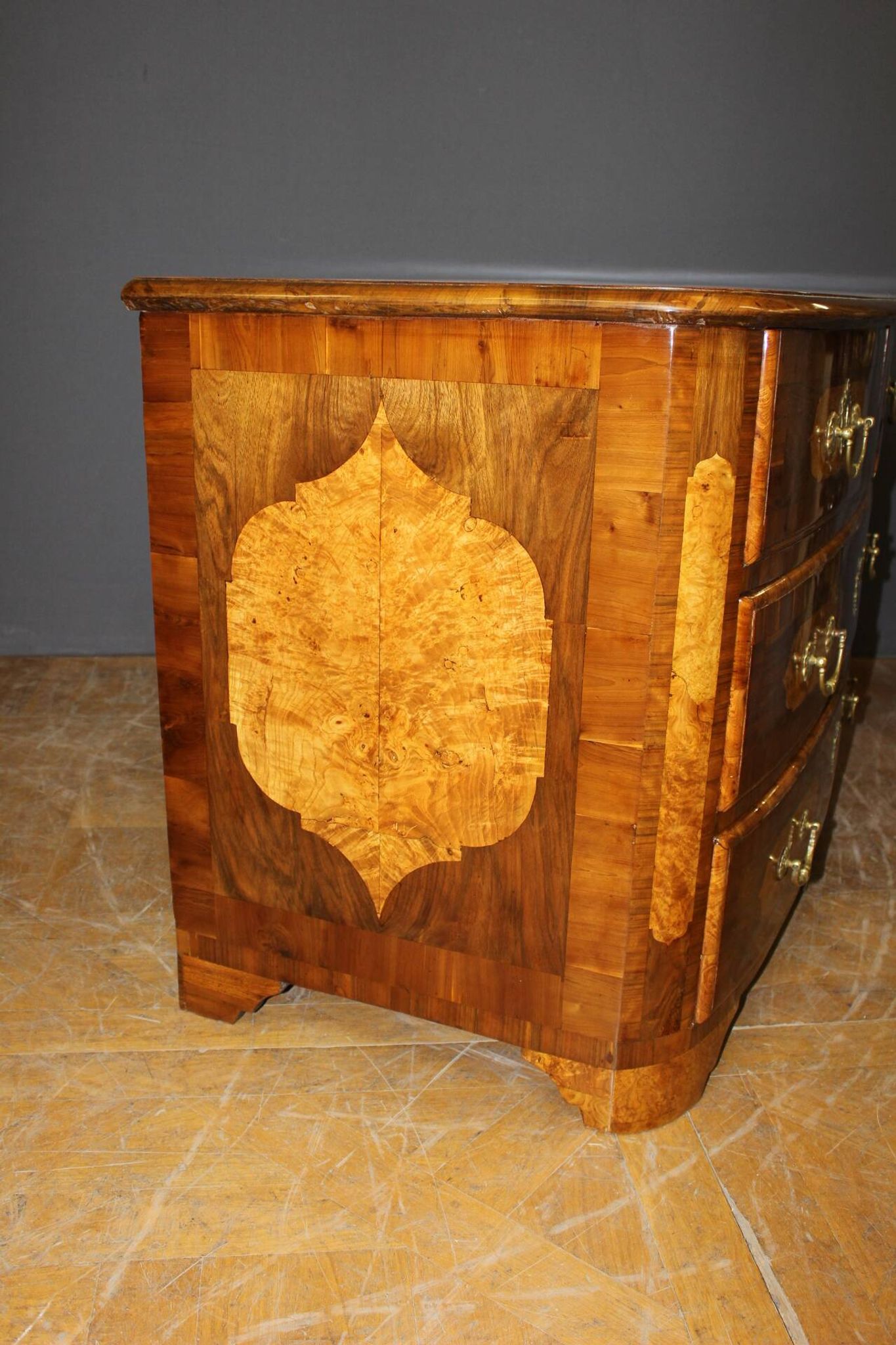 Commode Louyis XIV en marqueterie XVIIIe