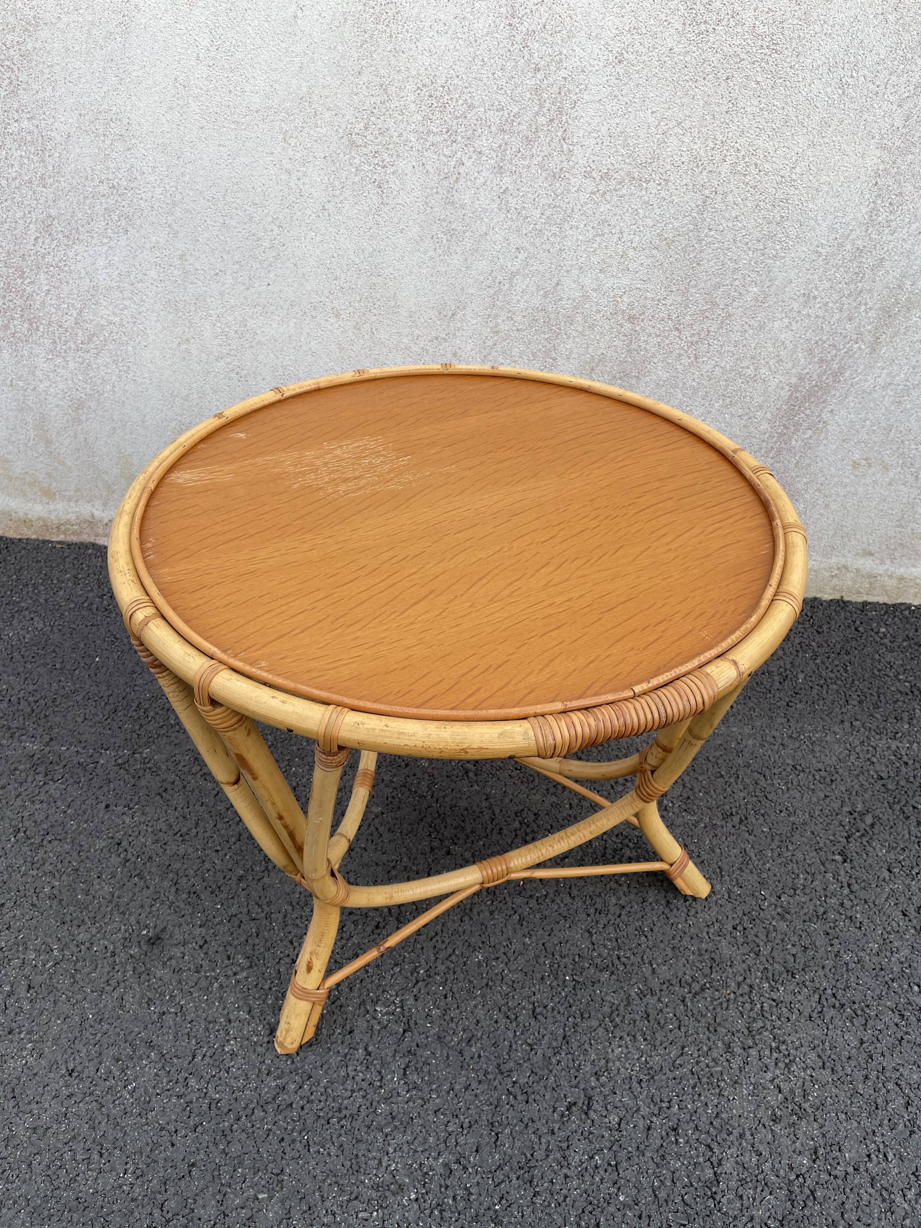 Vintage rattan roundtable