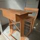 Bureau d'écolier en bois