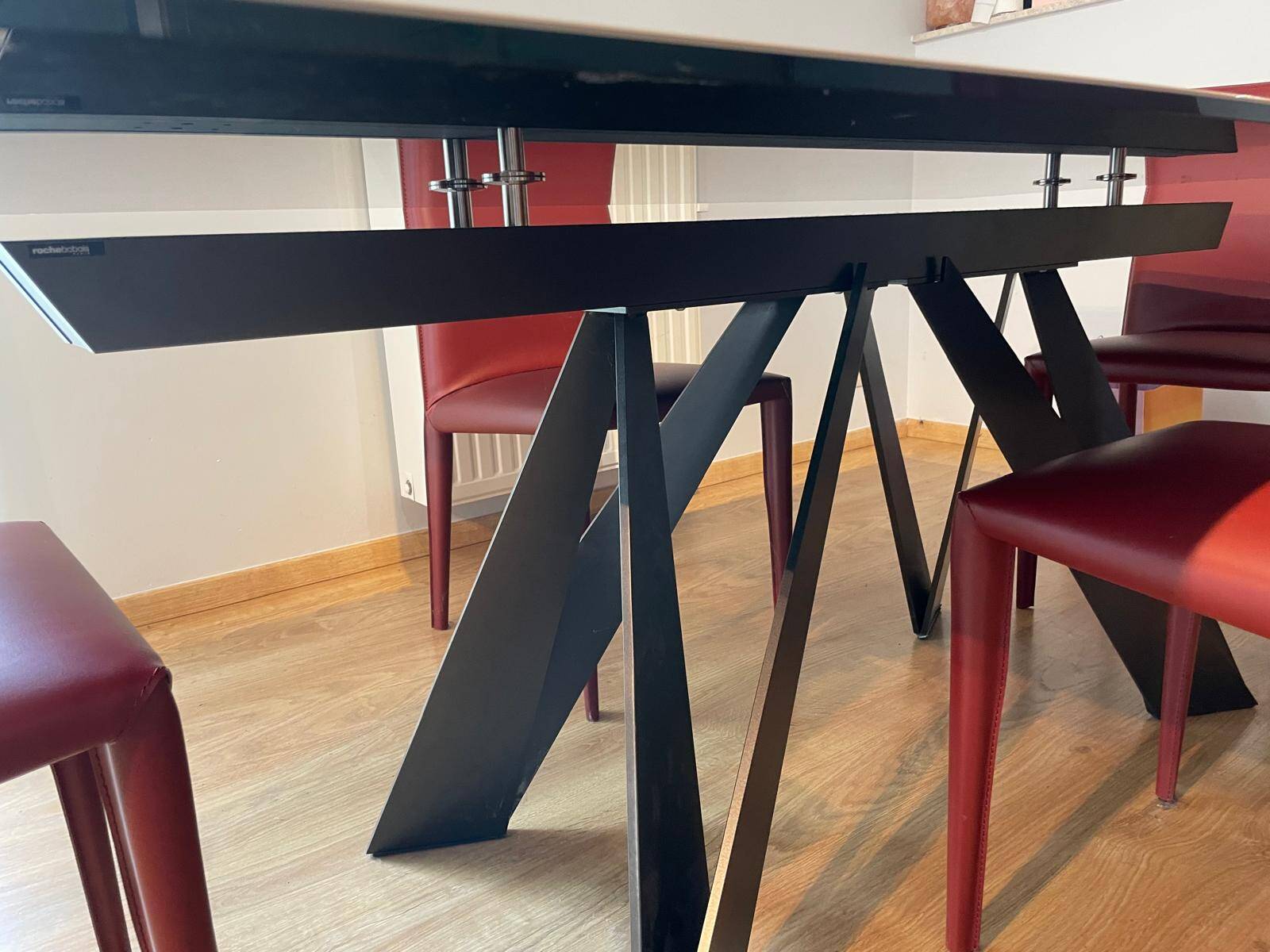 Roche bobois – design dining table + 4 chairs – excellent condition