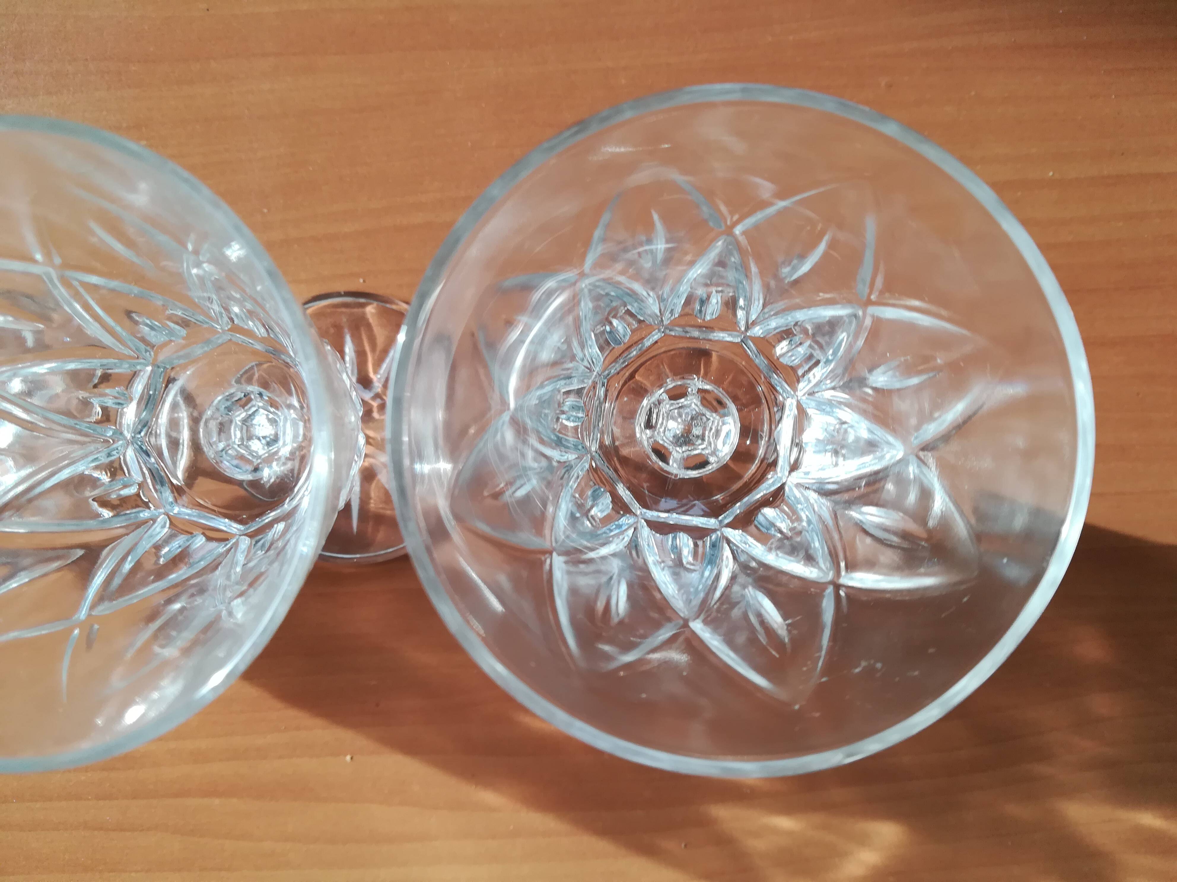 Set of 4 Harlequin Crystal Stemmed Glasses