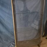 Roaring Twenties style display case on feet