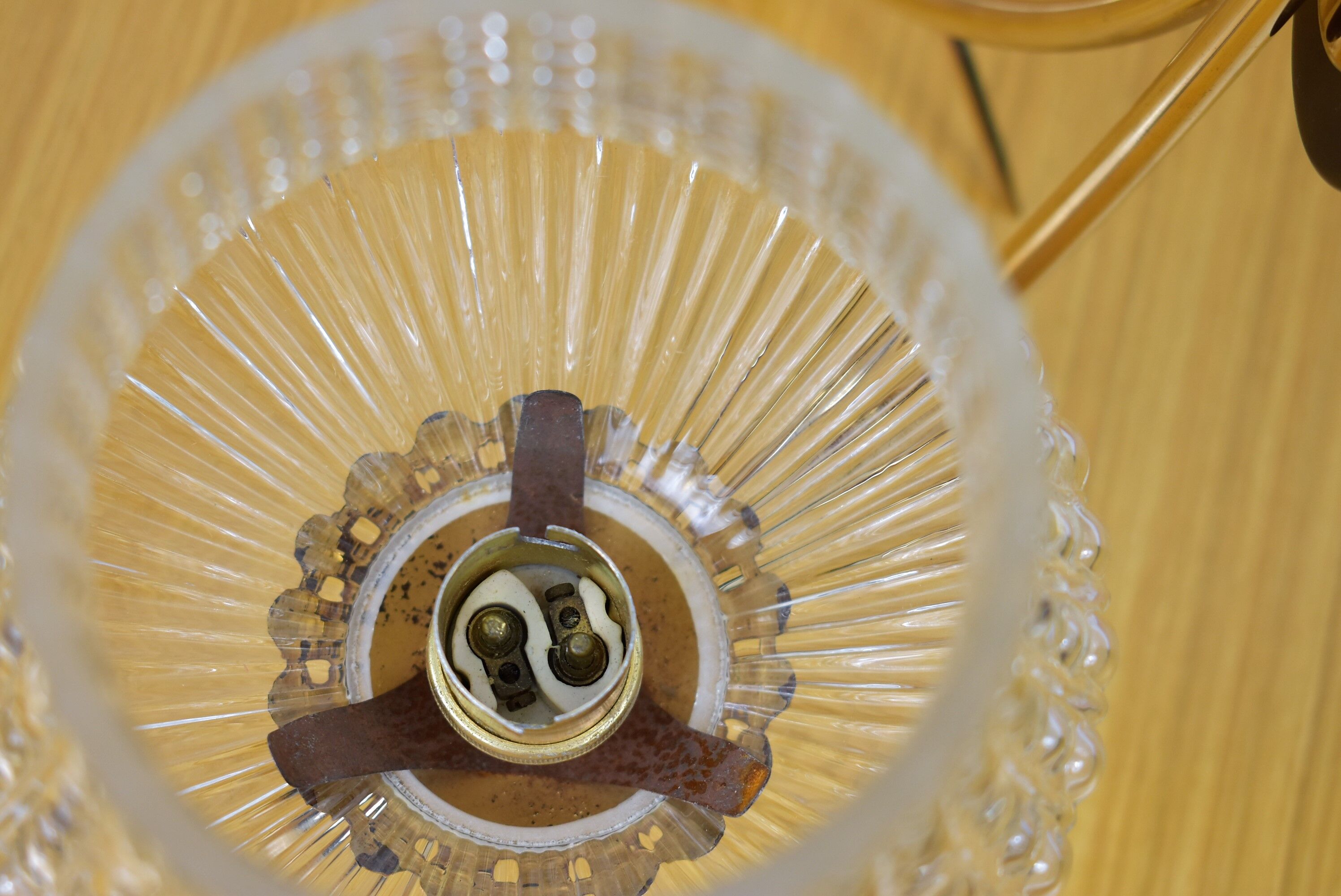 Vintage wall lamp 2 glass lamps.