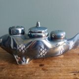 Salière poivrier moutardier zoomorphe, poisson en porcelaine