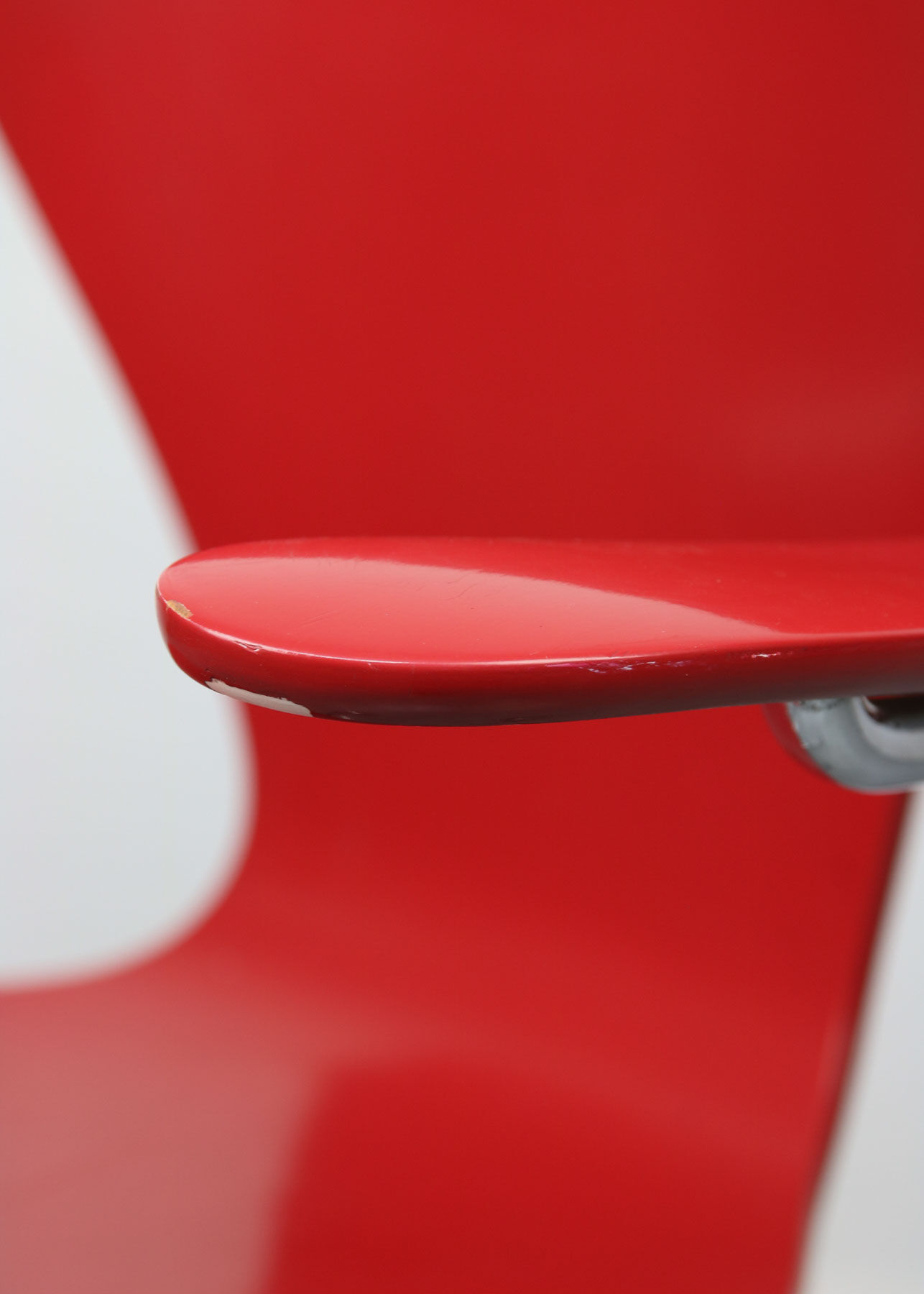 Chaise modèle 3217 Red Swivel par Arne Jacobsen pour Fritz Hansen