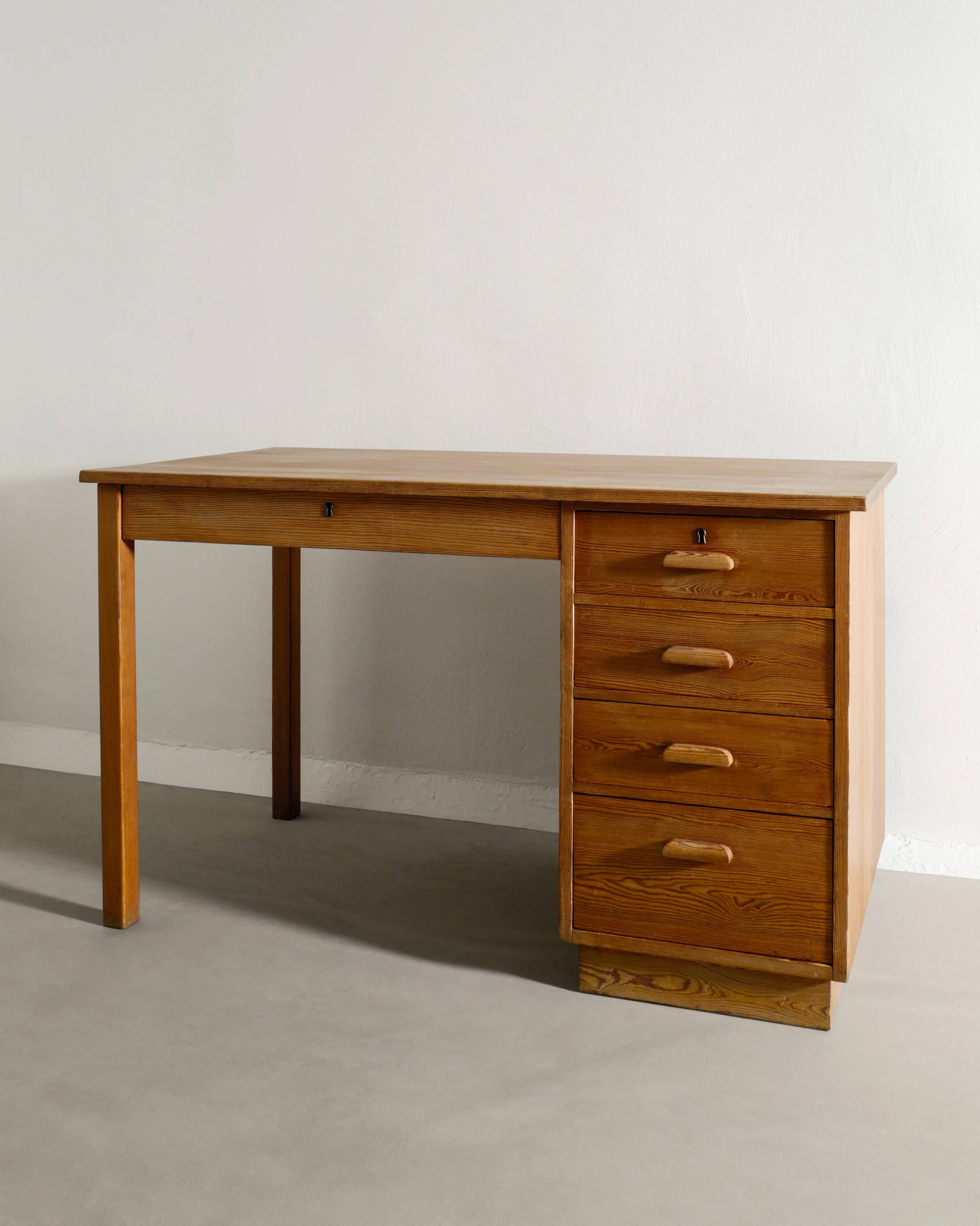Swedish Wooden Pine Desk by Axel Einar Hjorth for Nordiska Kompaniet, 1930s