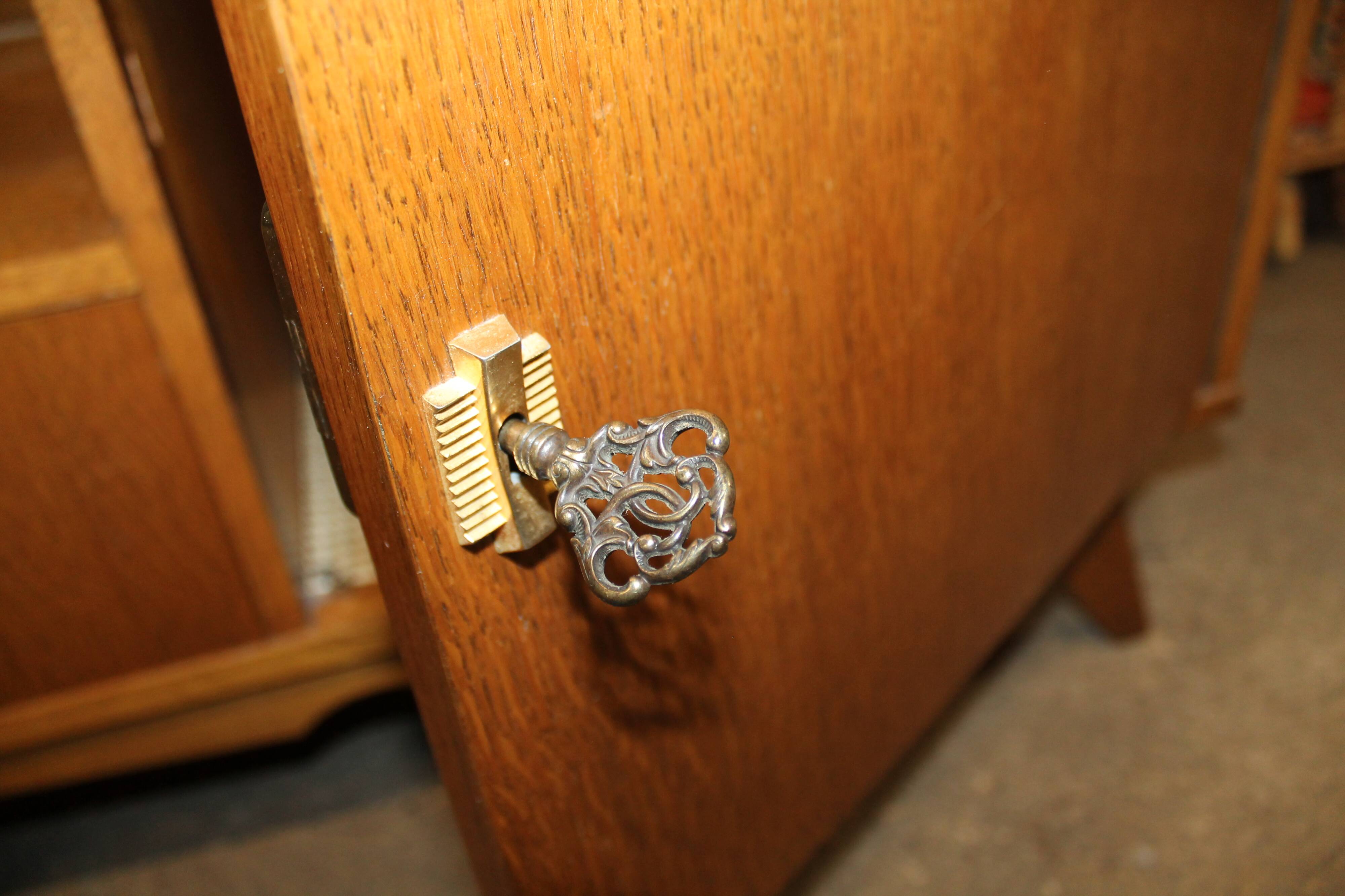 Mirror entrance furniture