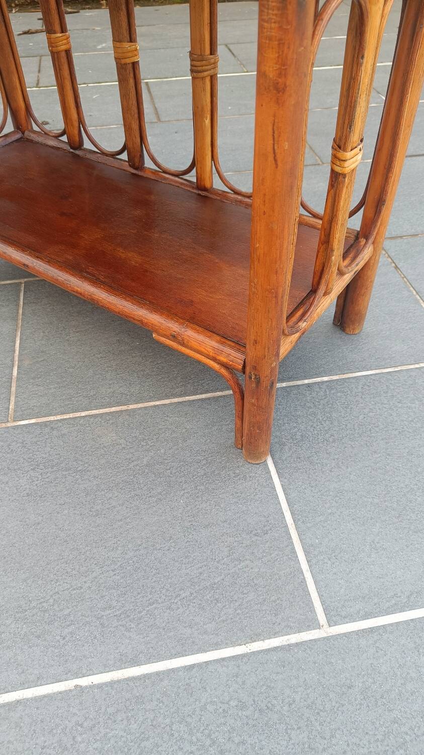 Vintage rattan shelf 4 levels – rattan bookcase