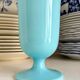 Vase en opaline bleu ciel