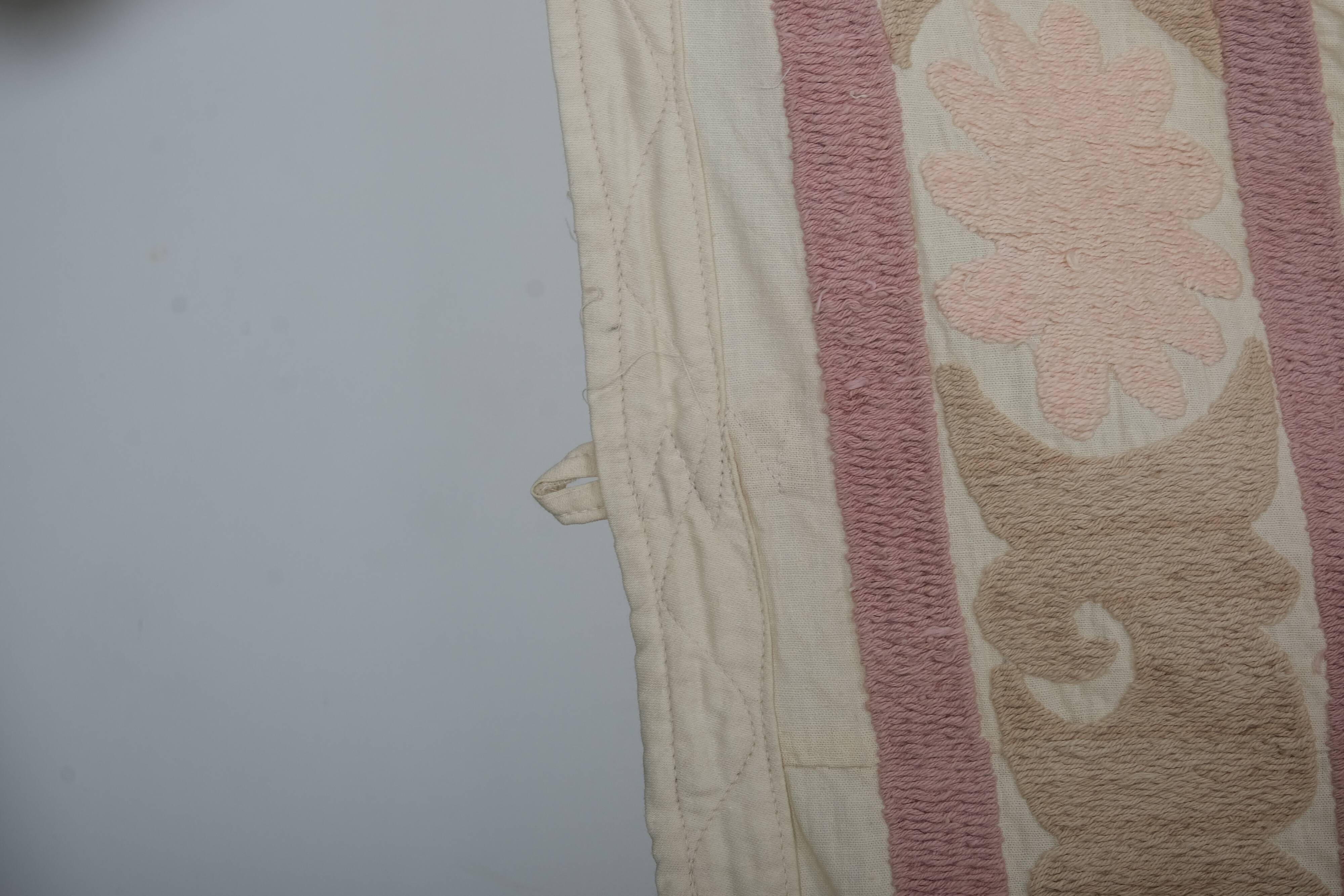 Hand knotted rug, vintage Turkish rug 119x139 cm