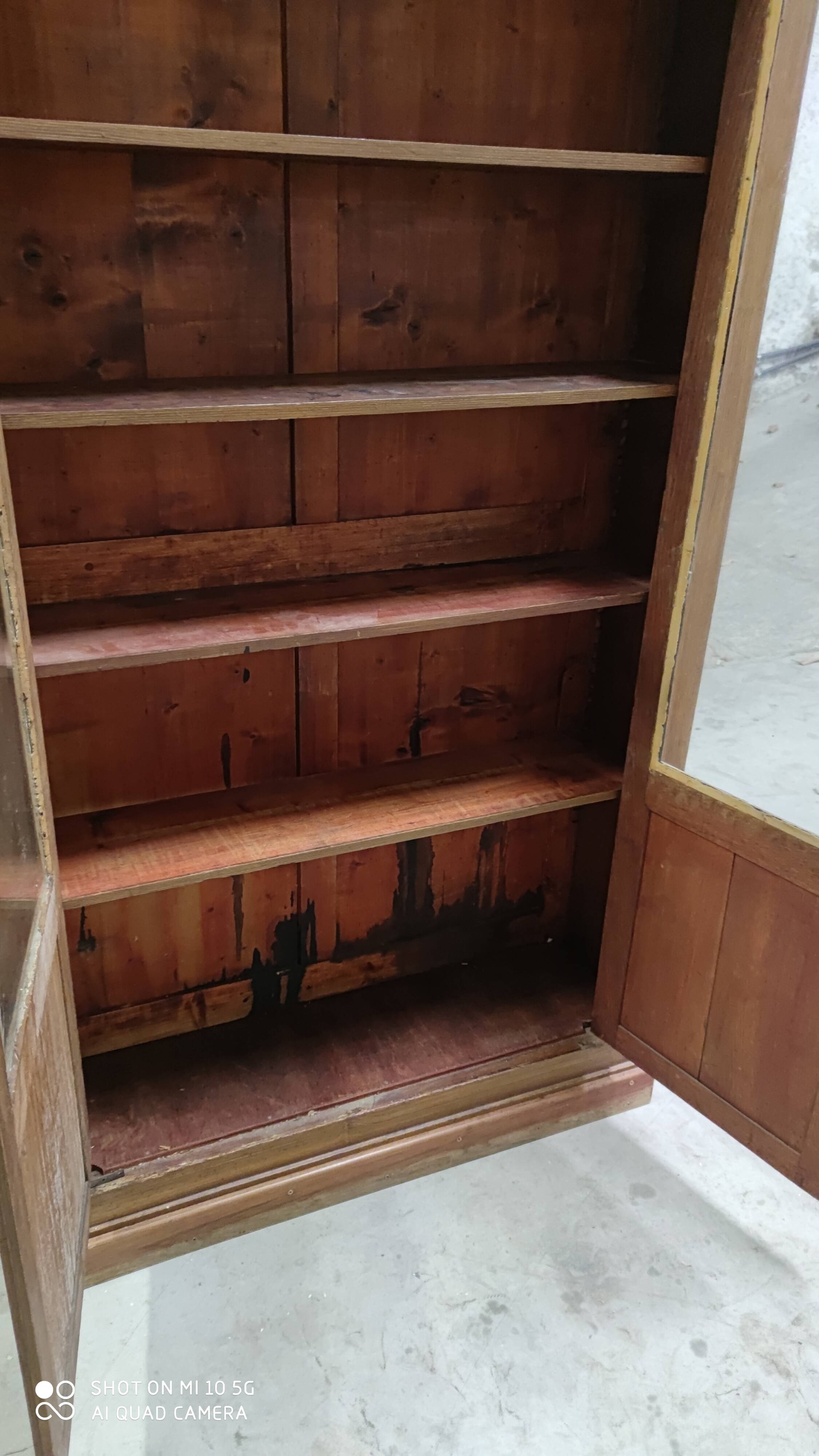 Trompe l'oeil painted library in the style of oak, circa 1870