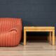 Une paire de tables d'appoint en bois laqué belge et en agate par willy daro c.1970