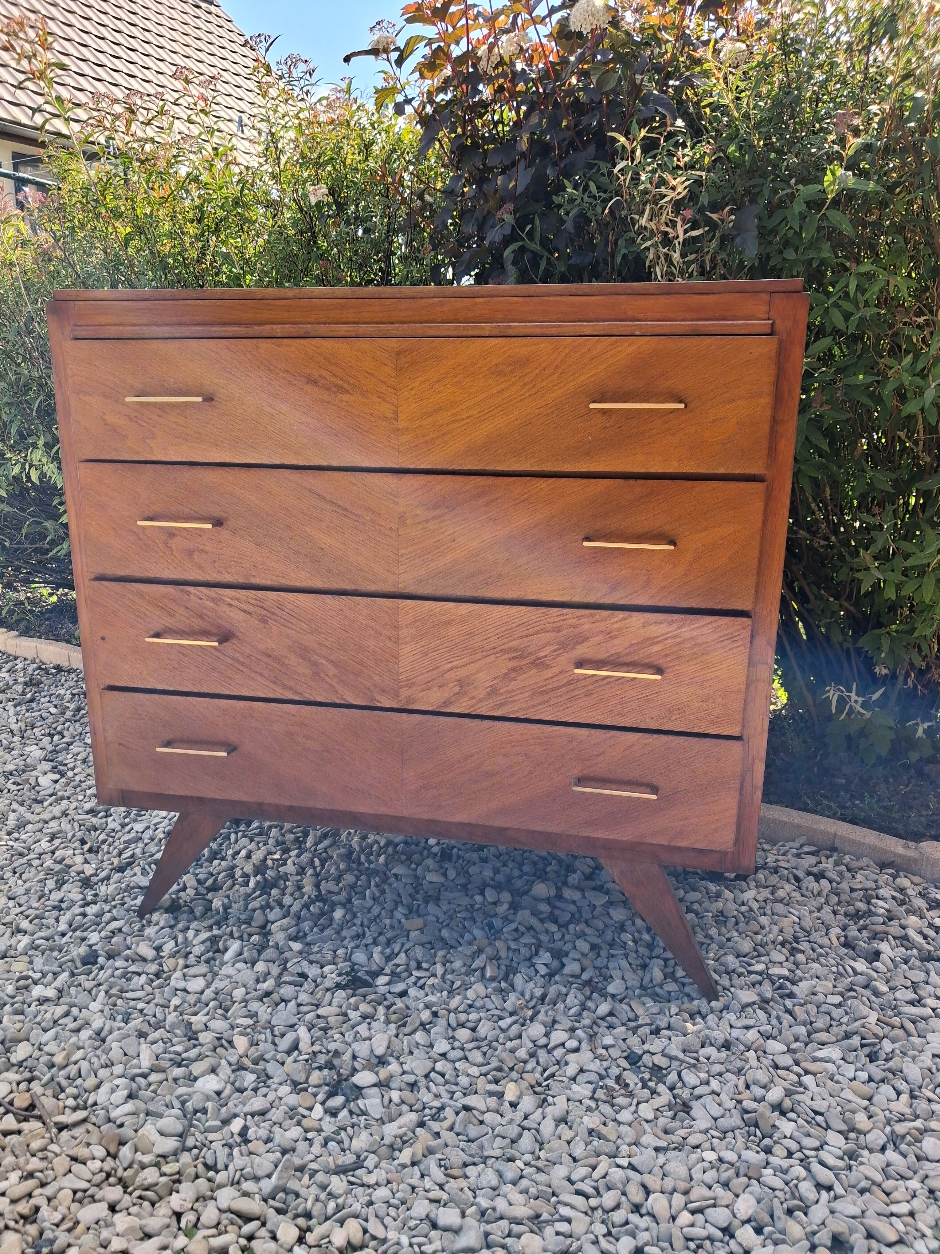 Vintage chest of drawers