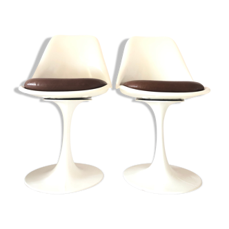 Pair of vintage tulip foot swivel chairs