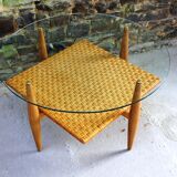 Vintage coffee table in woven wicker and rattan glass from the 60s/70s