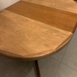 Table scandinave ronde vintage à pied central étoile extensible Baumann