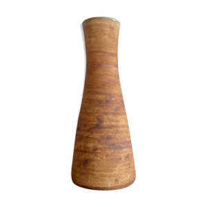 Vase de la poterie de